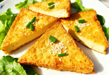 脆皮三角豆腐