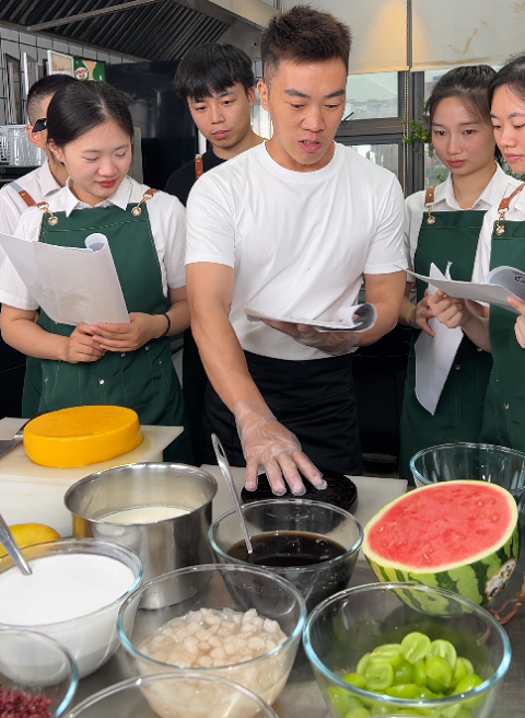 煌旗四果汤培训现场