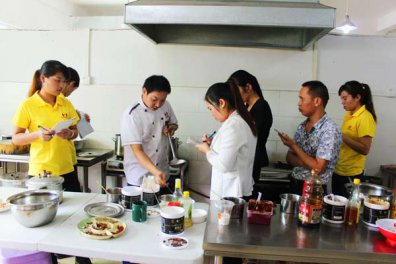 学做牛肉面技术一般要多少天
