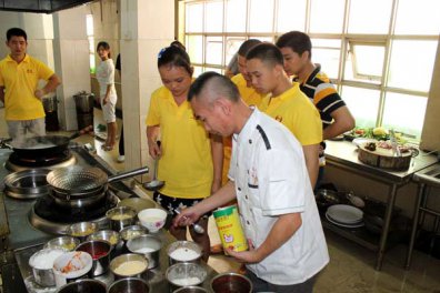 学做鸭血粉丝汤需要多久才能学会