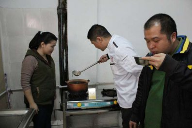 学做潮汕砂锅粥去哪里学比较好