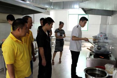 哪里可以学做石锅鱼技术