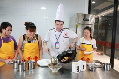 重庆渝中区哪里可以学做重庆小面